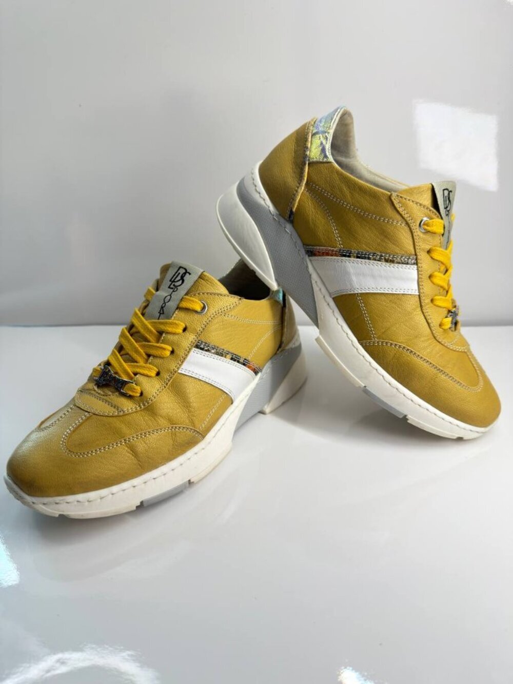 DLSport Women’s Leather Sneakers – Made in Italy – Yellow – EU 37 / US 7